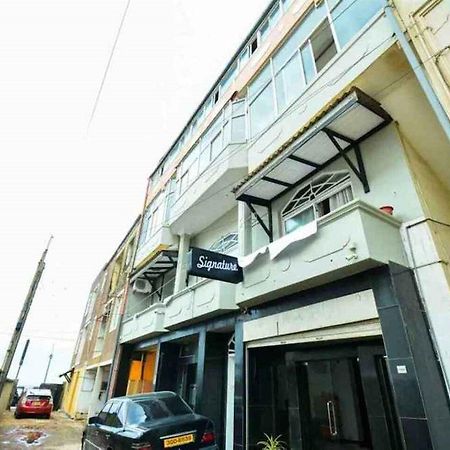 Yoho Signature Marine Colombo Exterior photo